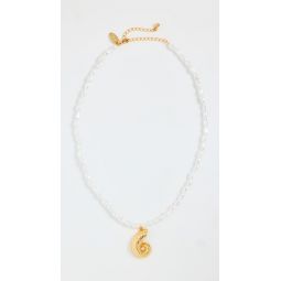 Gold Seashell Pendant Necklace