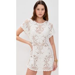 Cleo Coverup