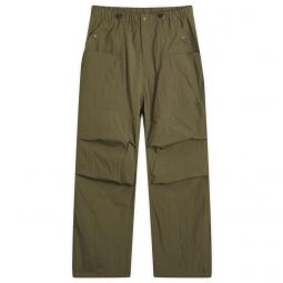Uniform Bridge Relaxed Training Pants UB243APT015M-GRN