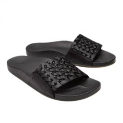 kamola in black