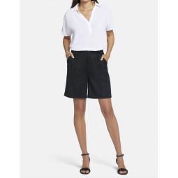 relaxed short in black